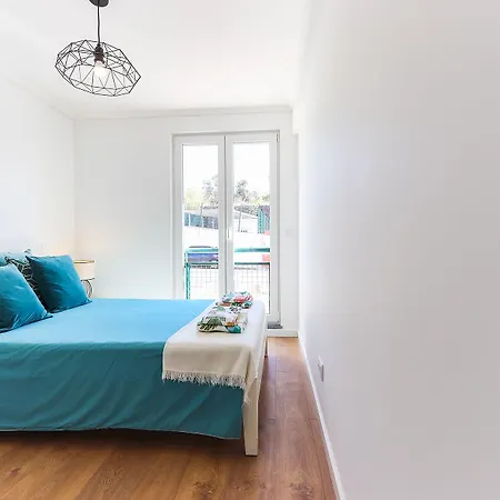Cosy - Sonias Lisbon